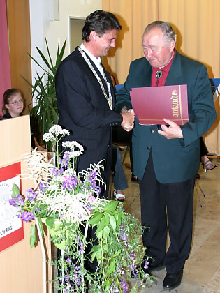 Träger des Kulturpreises 2002 Gerhard Hellmann; Bild: Wilhelm Grässle